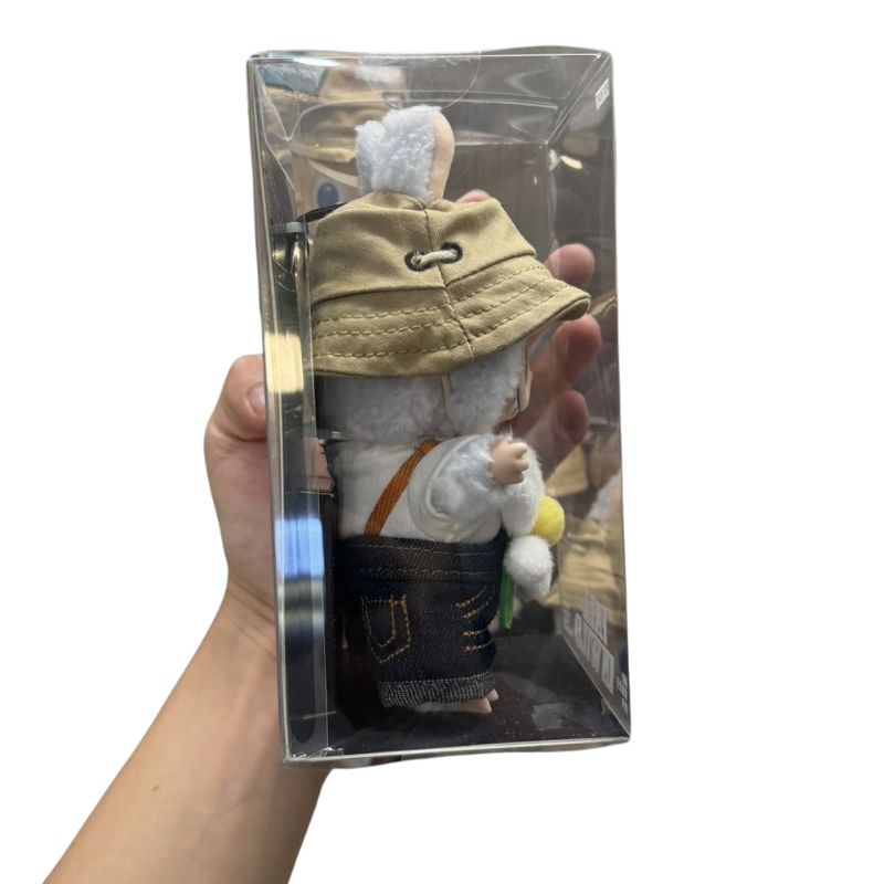 Boneco Labubu Fall in Wild