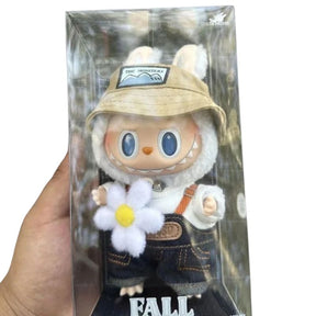 Boneco Labubu Fall in Wild