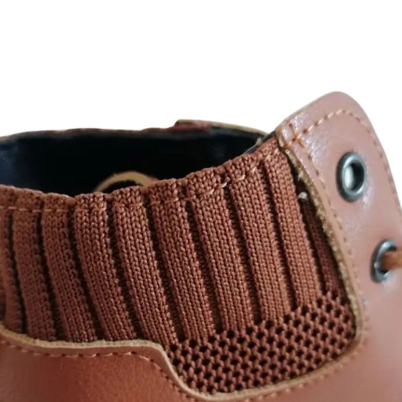 Bota Coturno de Couro Infantil Pelúciada