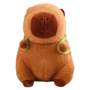 Capivara de Pelúcia com Capuz de Morango e Mochila de Tartaruga