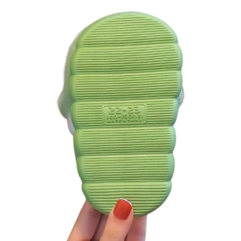 Pantufa Infantil de Bichinho