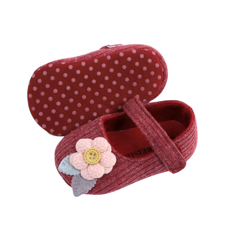Sapatilha Flor Bordada para Bebê