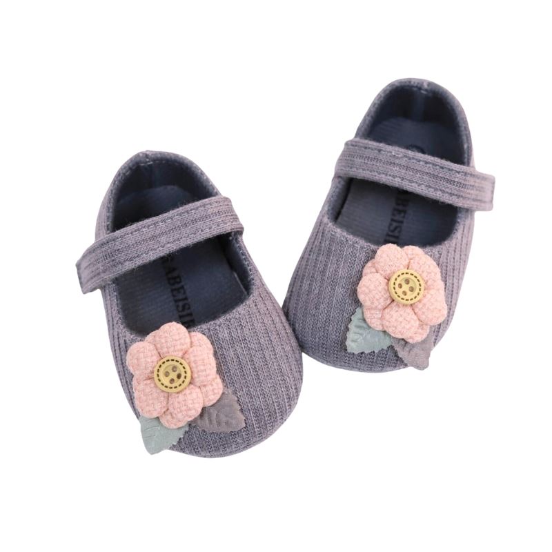 Sapatilha Flor Bordada para Bebê