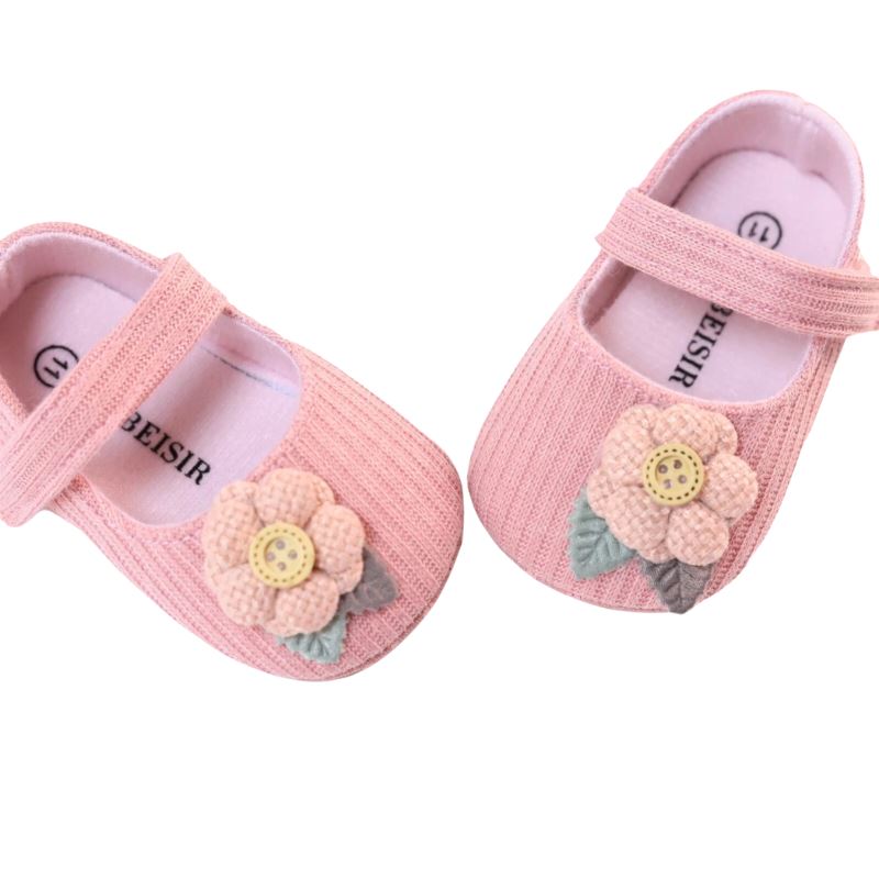 Sapatilha Flor Bordada para Bebê