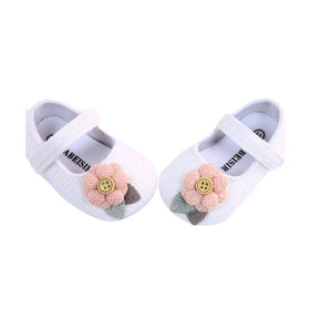 Sapatilha Flor Bordada para Bebê