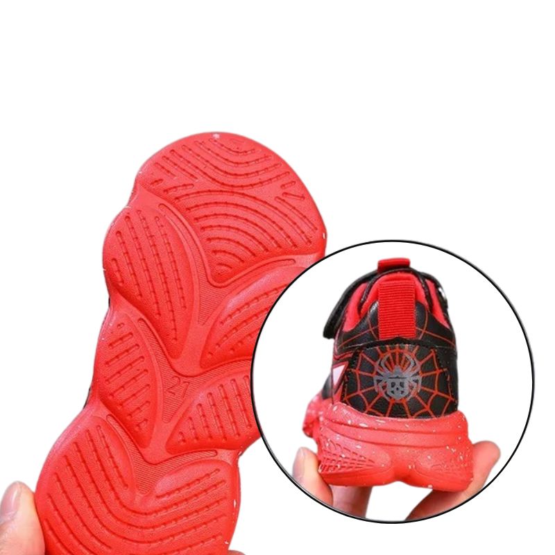 Tênis Homem Aranha com Luzinhas de LED
