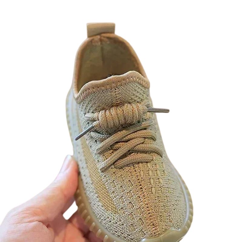 Tênis Yezzy Bambino - Estilo e Qualidade