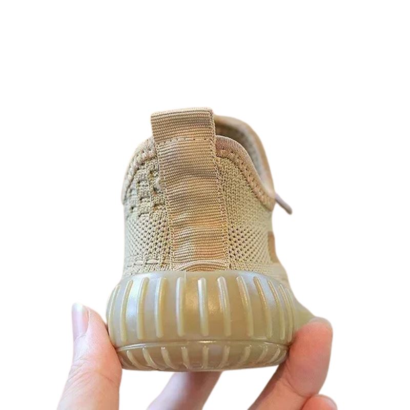 Tênis Yezzy Bambino - Estilo e Qualidade